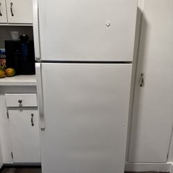 Whirlpool refrigerator 