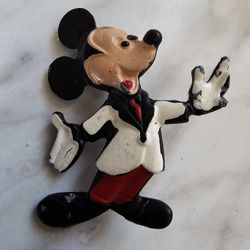RARE AWESOME DISNEY Mickey Mouse Figural Pin Brooch Walt Disney Productions