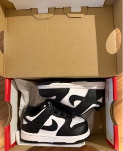 Nike panda dunks