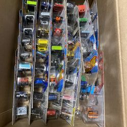 Hot Wheels + 1 Johnny Lightning Monopoly car