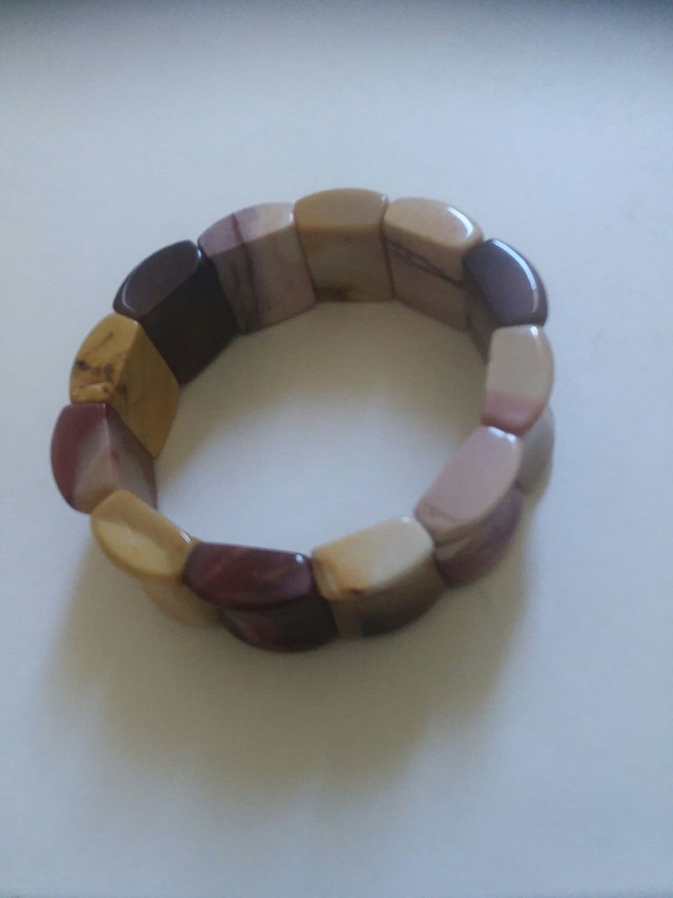 Ladies gemstone agate multicolored bracelet.