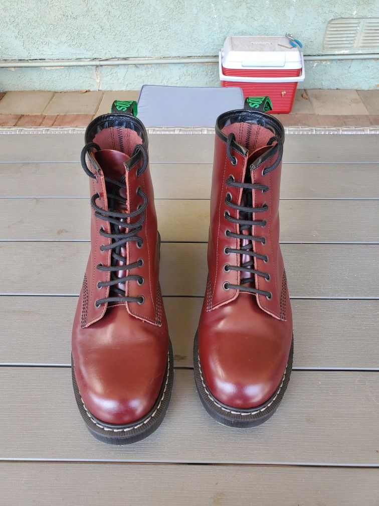 Solovair Oxblood Hi Shine eye Derby Boot Size UK