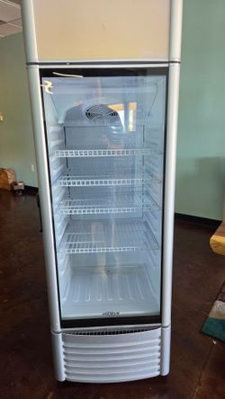 Levella retail refrigerator