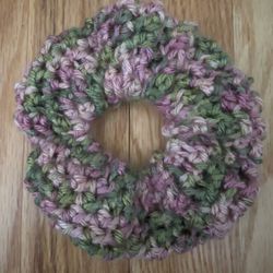Handmade Chunky Crochet Scrunchie – Chunky Pink & Green Hair Accessory, Cozy Boho Style