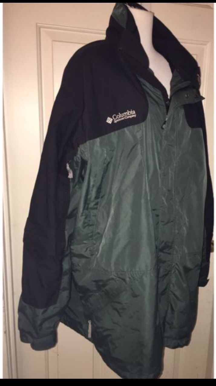 Men's Columbia jacket Sz XL green winter Raincoat excellent condition