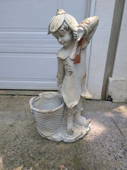 Garden Girl Statue with Basket Planter, Cracked
