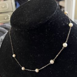 925 Sterling Silver And Pearls Vintage Necklace 18”