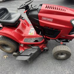 Craftsman T2300 Riding Mower Hydrostatic Drive 19hp Engine With 42” Deck. Excellent Condition