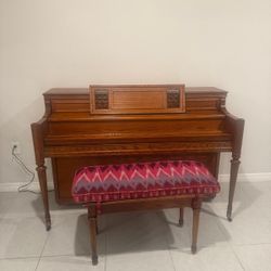 Piano Story & Clark