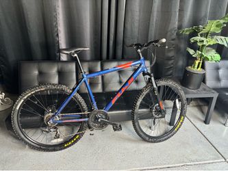 Bike fuji 27.5
