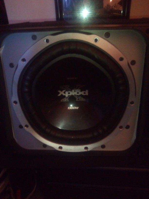 Sony Xploid 12 Inch Subwoofer And Amb