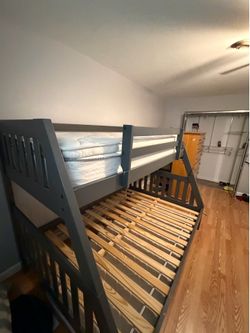 FREE Great condition bunk beds