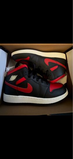 Air Jordan 1 Mid