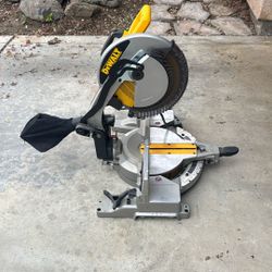 12” Compound Miter Saw Dewalt 