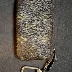 LV Key Cles