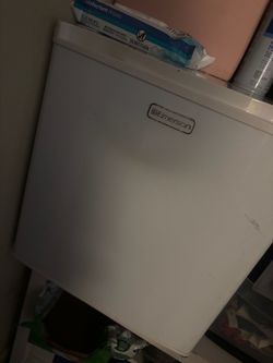 Emerson Mini Fridge White Compact Refrigerator