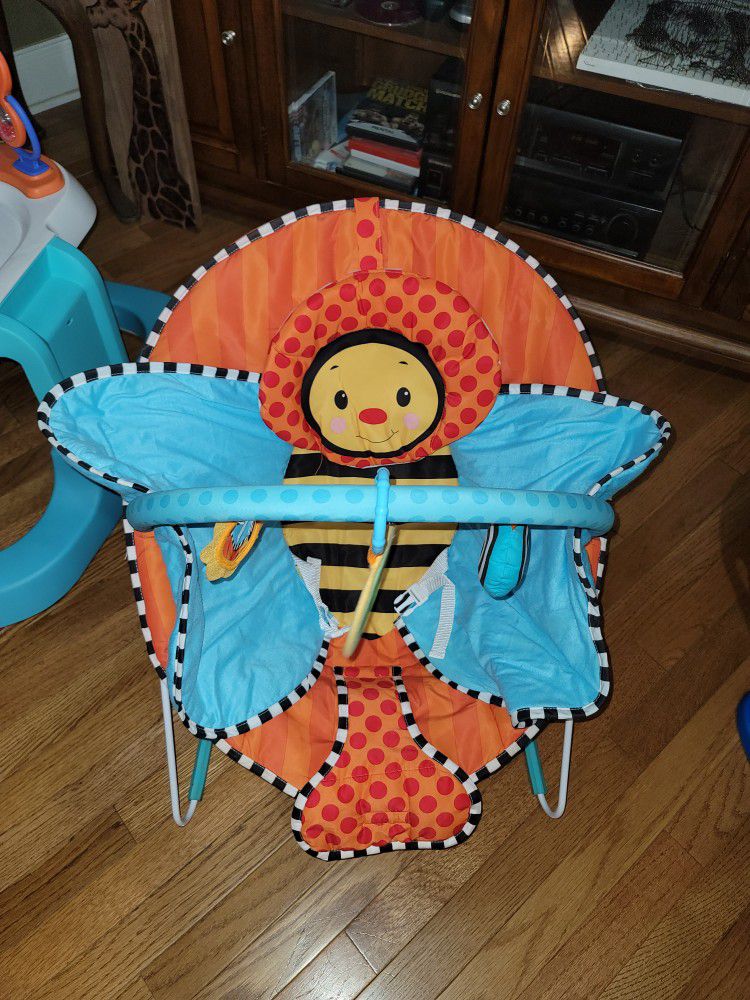 Sassy Cuddle Bug Bouncer. Bumble Bee Baby Bouncer Chair