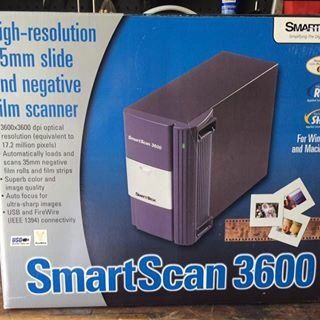 SmartScan 3600 By SmartDisk 35mm Slide & Negative Film Scanner