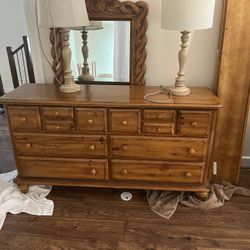 Queen Size Bedroom Suit 