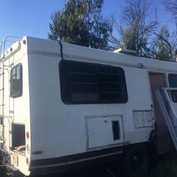1984 Ford It's a 1984 Ford motorhome diesel e350 Broughman class c