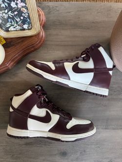 NIKE DUNK