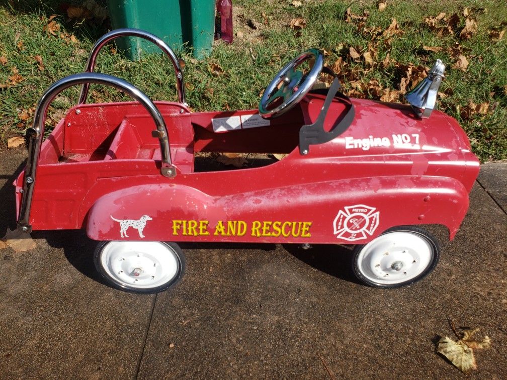 Instep Fire Engine Pedal Car