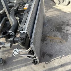 2013 Hyundai Sonata 2.4 L Radiator, &Condenser &Fan