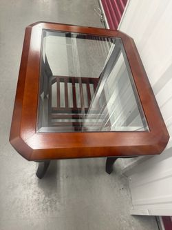 2 Matching Solid Maple Wood End / Side Tables w Bottom Shelves - $40each
