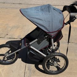 Schwinn M3 Jogging Stroller 