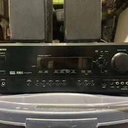 Onkyo TX-SR600 With Speaker Boxes 