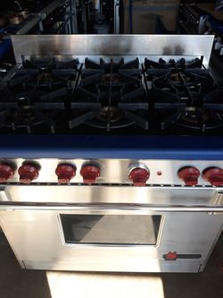 WOLF GOURMET PROFESSIONAL STOVE 36" GAS NATURAL 6 BURNERS