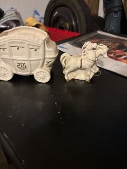 Antique porcelain planter