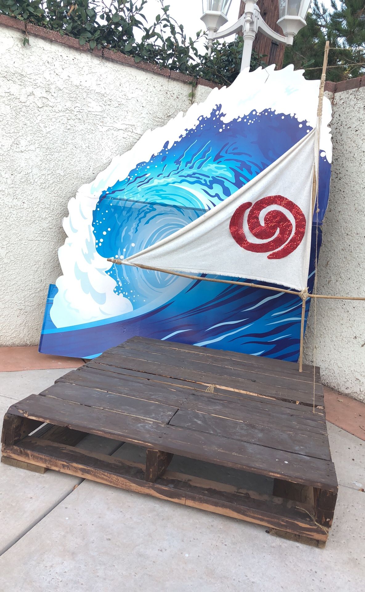 Moana Boat, Flag, & Cardboard Ocean Wave