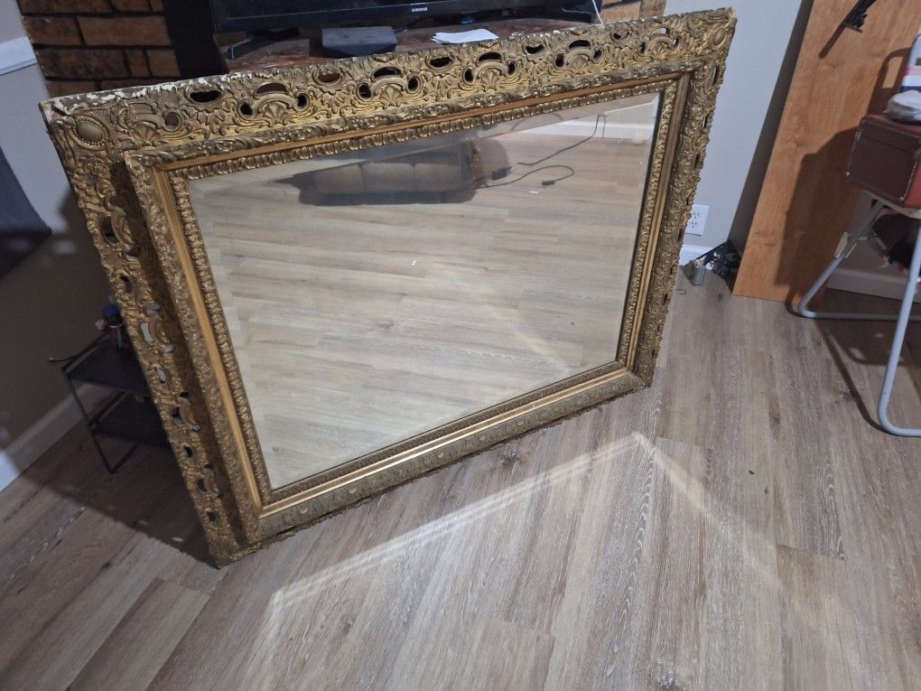 Antique Mirror 39×29