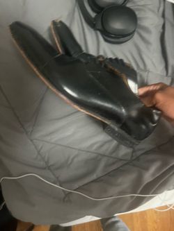 Dress shoes