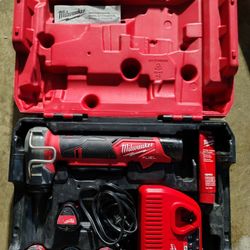 Milwaukee Fuel Pex Tool