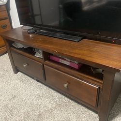 Wooden Tv Stand With Drawers 
