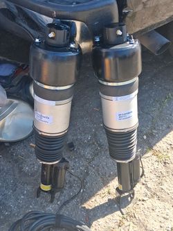 Mercedez E-class air suspension.
