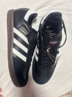 Adidas  ambas