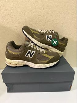 New Balance 2002R Olive Green Size 9 Mens