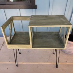 Record Player & Album Stand