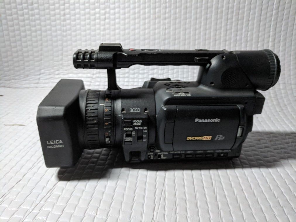 Panasonic AG-HVX200 DVCPRO HD P2 pro video camera