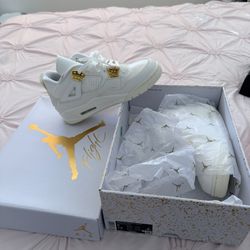 WMNS Air Jordan 4 Retro 