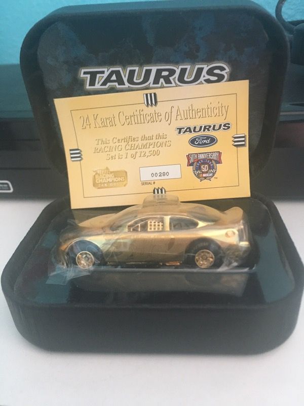 50th anniversary 24 karat gold Ford Taurus