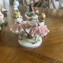 Antique Meissen Porcelain Figurine - Three Girls Dancing