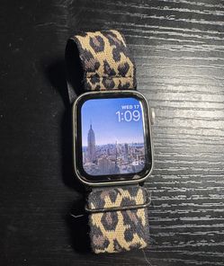 Apple Watch SE