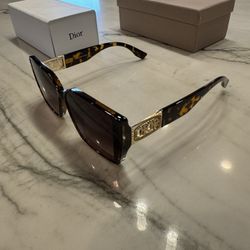 Sunglasses 
