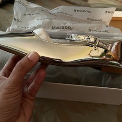 Mia Ballet Flats- Silver Size 8 (fits On The Small Side 