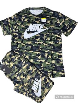 Nike short sets size small
