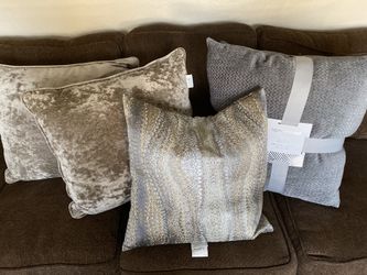 Decorating pillows